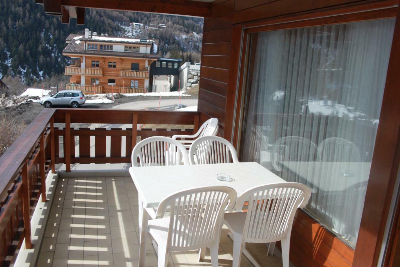 Appartement Dans Le Centre Thermal Les Sources Овронна Экстерьер фото